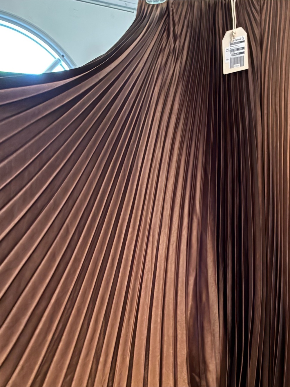 NWT women’s Tustello Pleated Satiny Maxi Skirt in Warm Chocolate Brown size 18